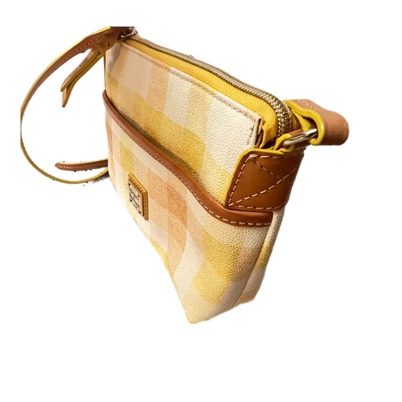 Dooney & Bourke Yellow Checkered Crossbody Bag NWOT - Picture 5 of 9